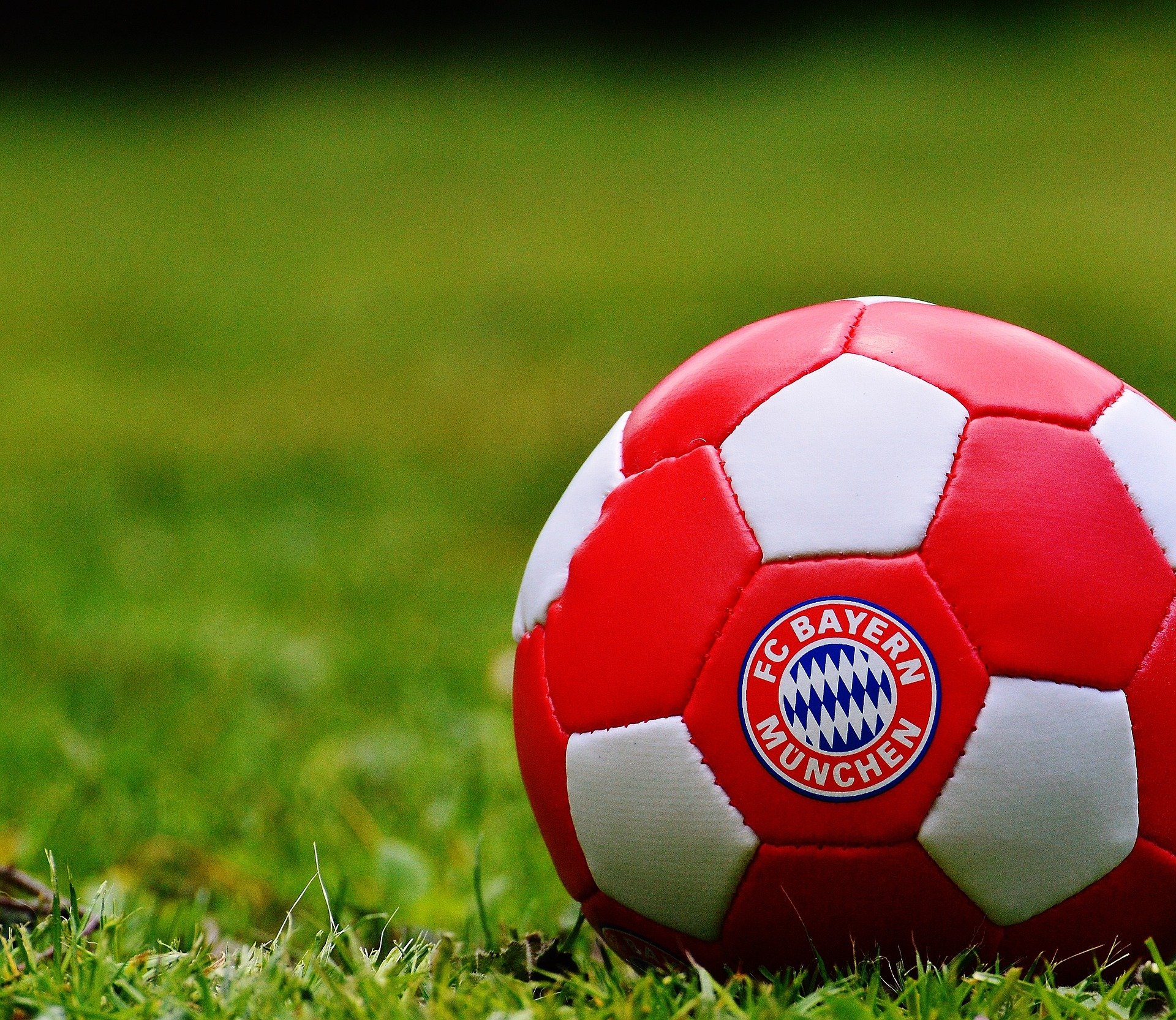 Lewandowski nie boi się stawiać warunków Bayernowi