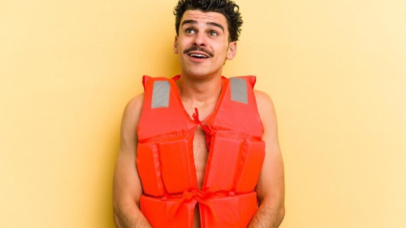 Kamizelka do pływania dla dzieci – jak wybrać najlepszą opcję?