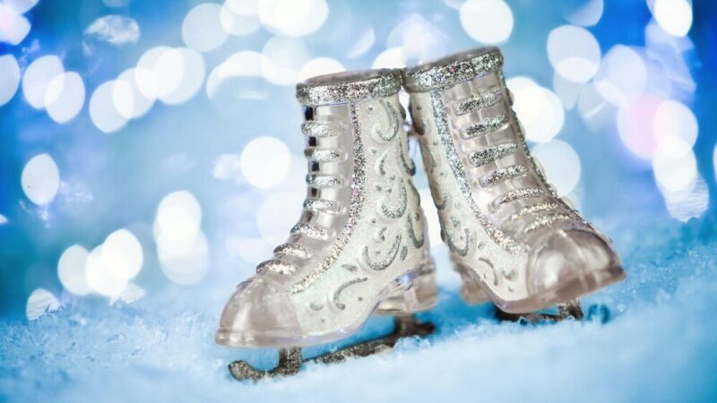 Lyżwy figurowe damskie: Jak wybrać najlepszy model na sezon?