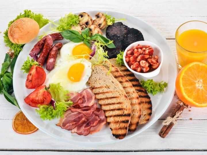 Śniadania białkowo tłuszczowe: Przepisy na pyszne i pożywne poranki