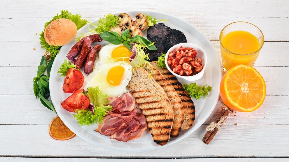 Śniadania białkowo tłuszczowe: Przepisy na pyszne i pożywne poranki